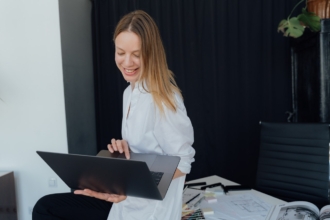 6 EmailMeForm alternatives to build powerful surveys in 2025